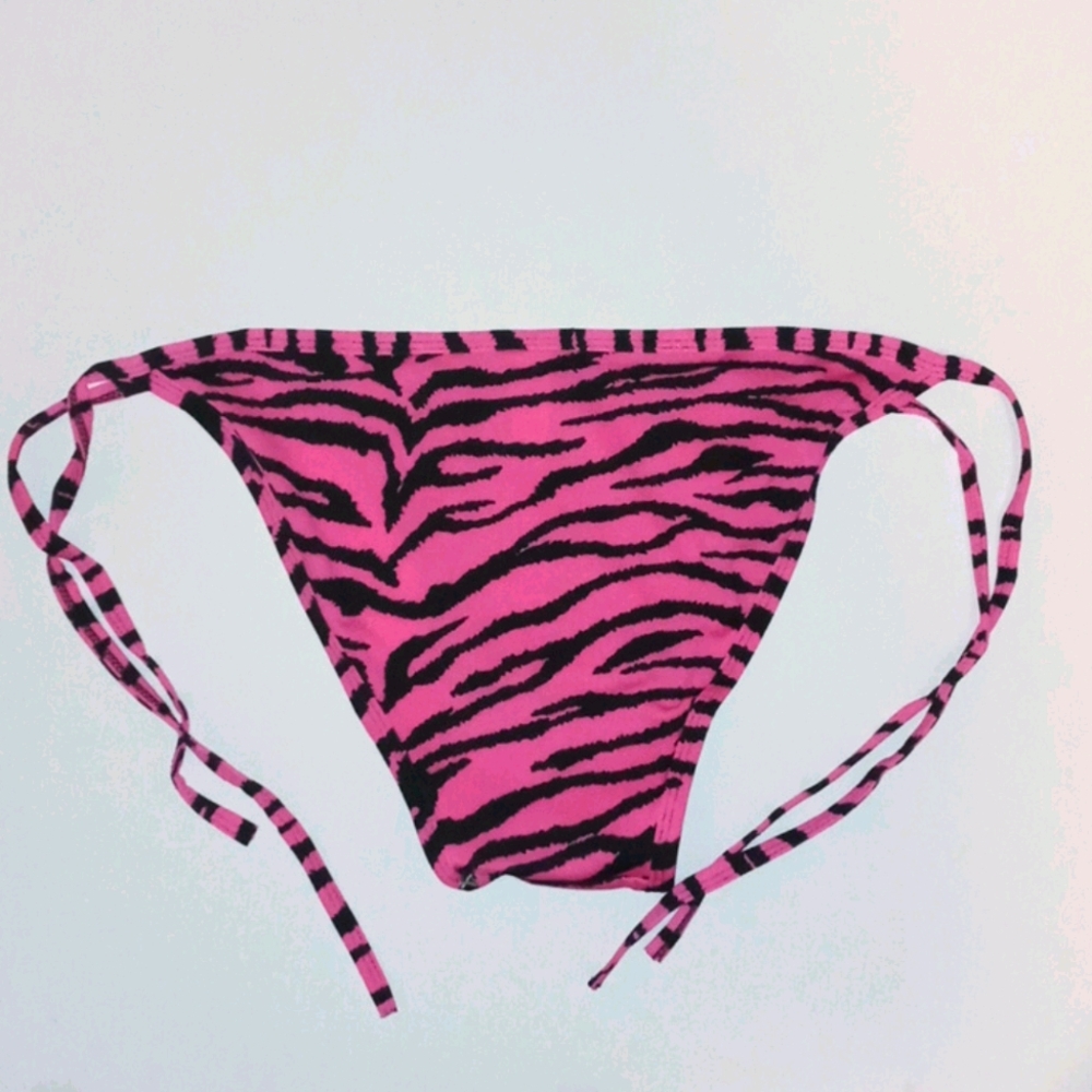 2 Piece String Bikini Set - Picture 2 of 3